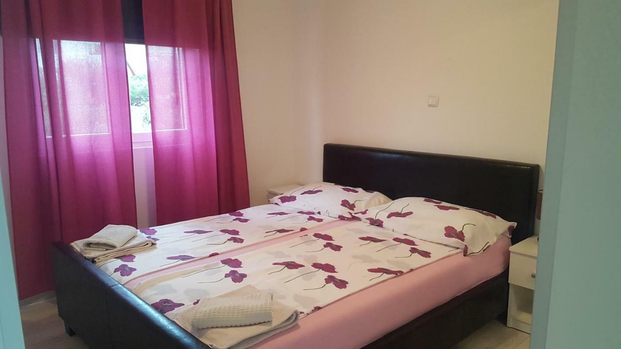 Apartmani Ivana Lopar Exteriér fotografie