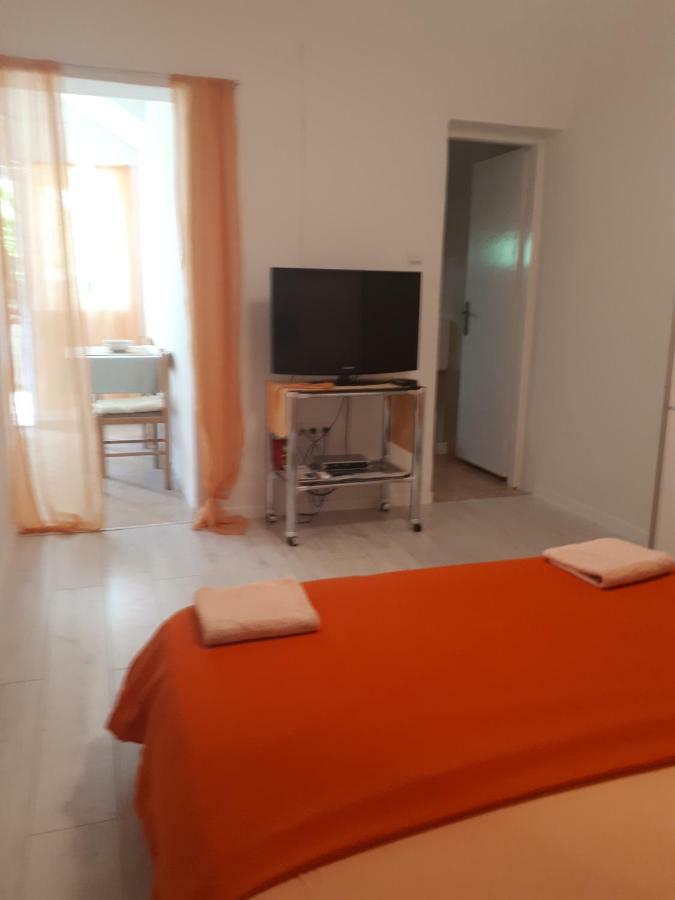Apartmani Ivana Lopar Exteriér fotografie